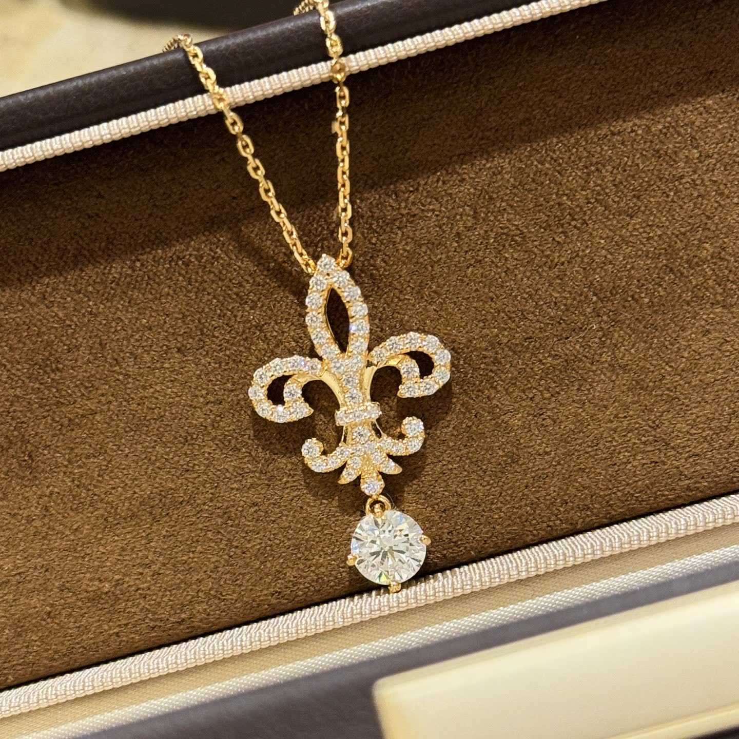 Tiffany & Co Fleur-de-lis Diamond Pendant Necklace